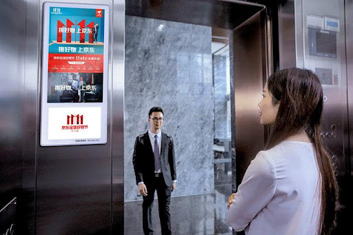 Lift Screen Advertising Dubai
